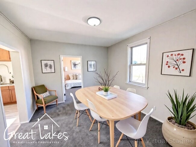 Photo - 1563 Waterman St Unit B