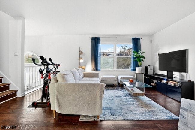 Photo - 121 Arlington St