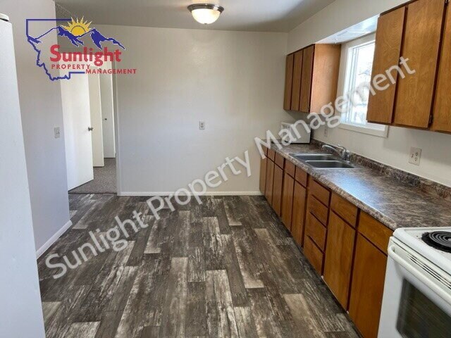 Photo - 2 Bed 1 Bath Duplex with Attached Garage