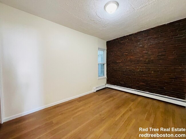Photo - 62 S Huntington Ave Unit 4