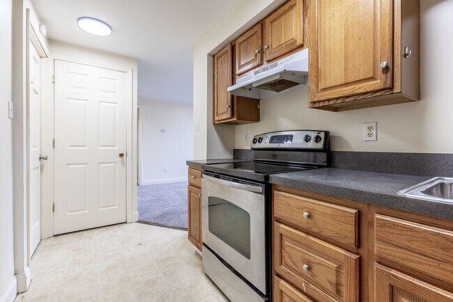 Photo - 182 W Warrington Ave Unit Apt 1