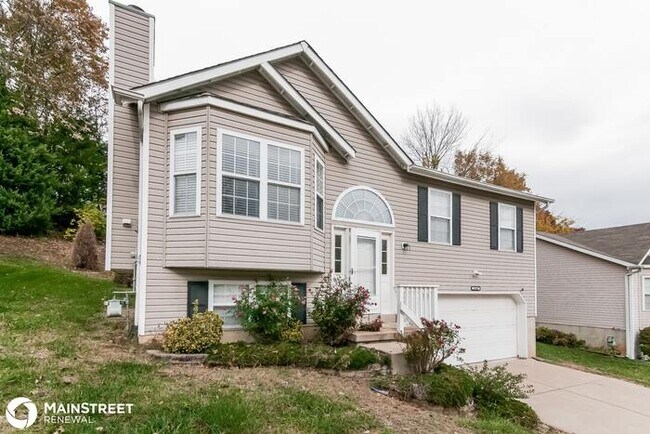 Photo - 1245 Fenton Ridge Dr, Fenton, MO 63026