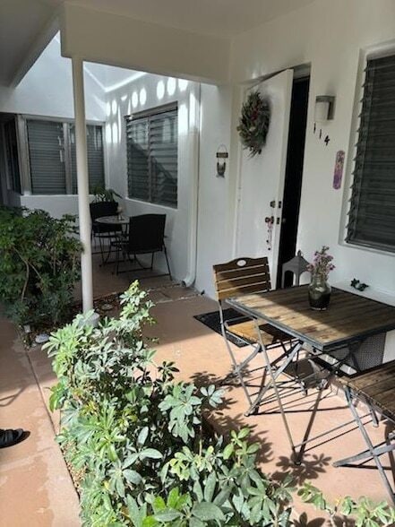 Building Photo - 3701 Tyler St Unit 114