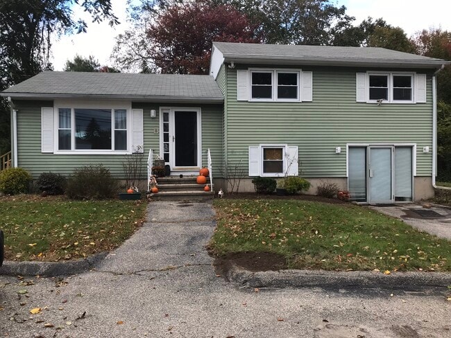 Photo - 1856 Boston Post Rd Unidad 1