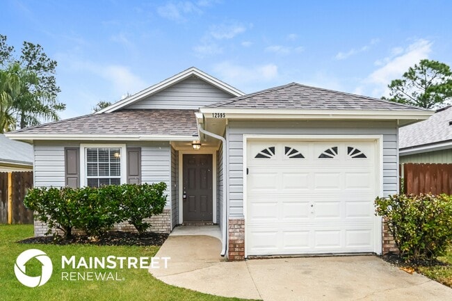 Building Photo - 12595 Ashmore Green Dr N Rental