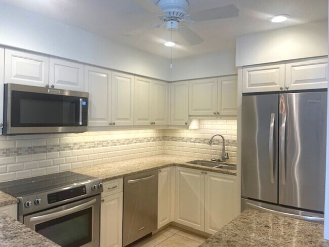 Photo - Elevated Island Living on Longboat Key