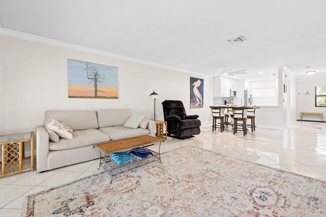 Building Photo - 9193 Pecky Cypress Ln Unit 6f