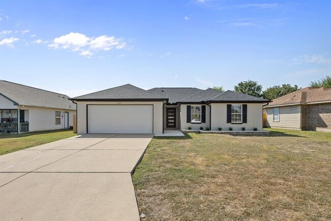 Photo - 2303 Thomas St