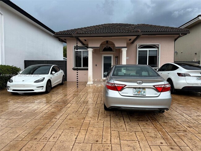 Photo - 15318 SW 41st Terrace