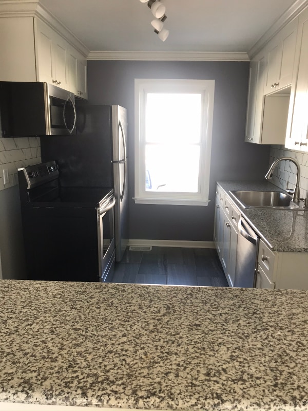 Photo - 84 Duluth Ave Unidad Lower