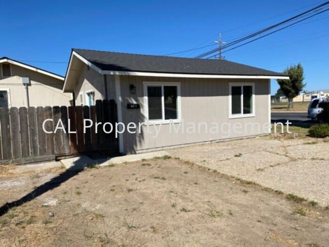 Photo - 1 Bed/1 Bath in Soledad, CA!