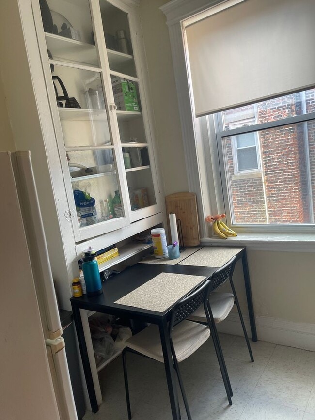 Photo - July 1 Studio No Fee Students Ok  Heat HW Inc No FEE Laundry Close to BU and Green lins