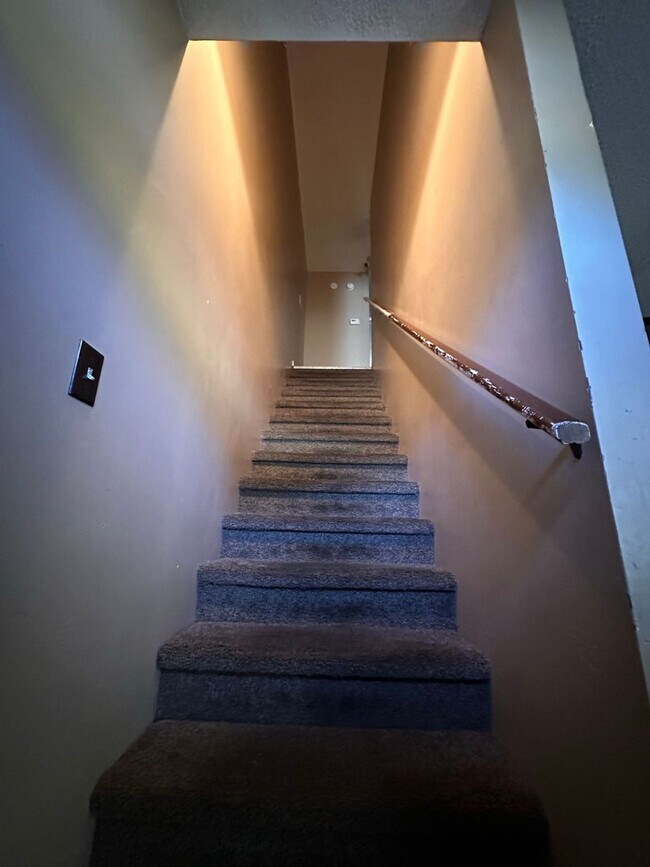 Photo - Daleville!!! Minutes from the Ft Novosel ...