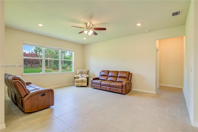 Photo - 12300 SW Myrtle Oak Dr