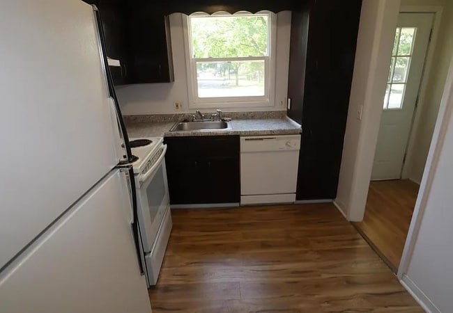 Photo - 3700 Malibu Dr Unit 3700 malibu drive