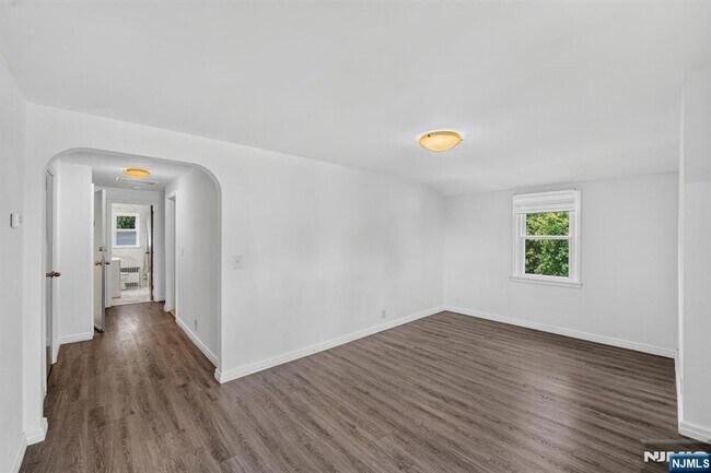 165 Oak Grove Ave