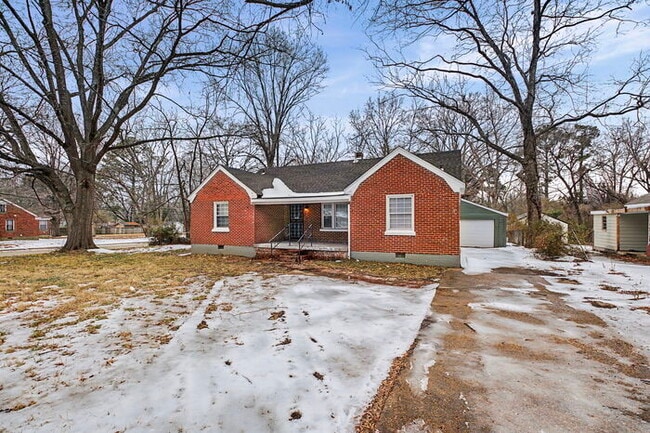 Photo - 1604 Alta Vista Ave