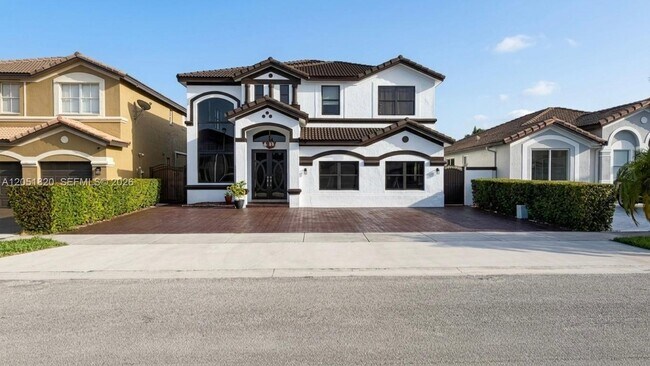 15350 SW 11th St