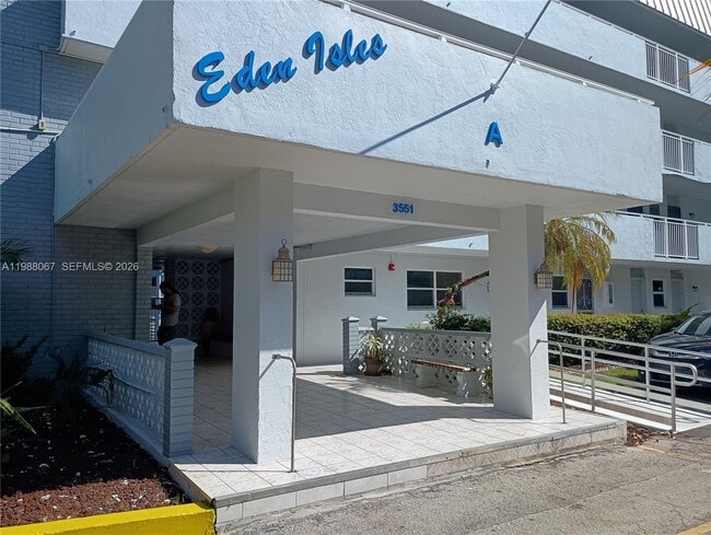 Building Photo - 3551 NE 169th St Unit 310