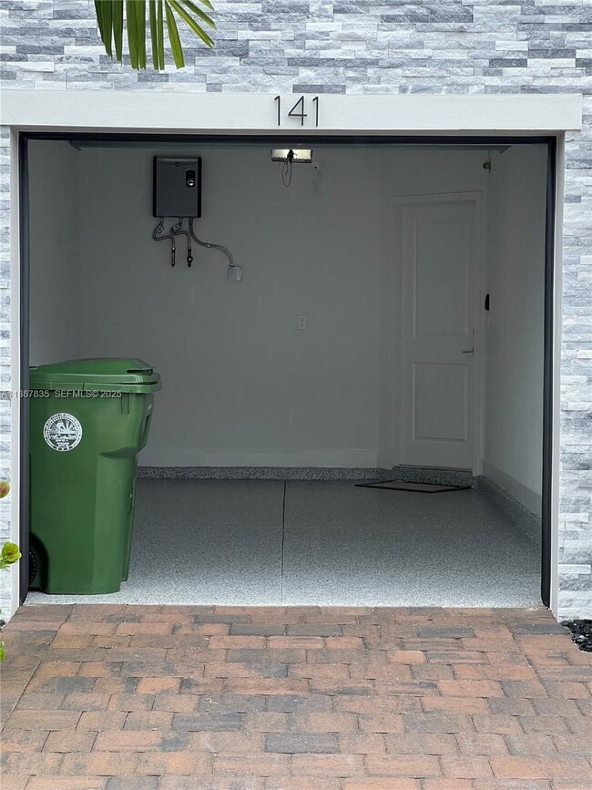 Photo - 141 SW 171st Ave