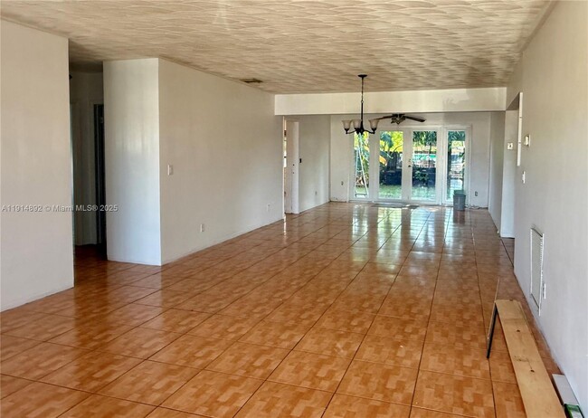 Photo - 7340 Allen Dr