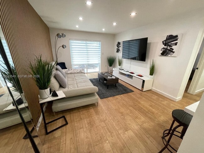 Photo - 4301 NW S Tamiami Canal Dr Unit 3-111