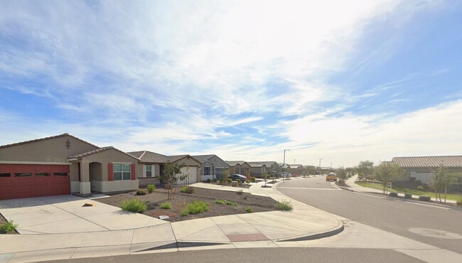 Photo - 25361 N 144th Dr
