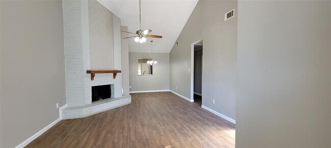 Photo - 10530 Kirkgreen Dr