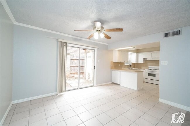 Photo - 601 George Ave