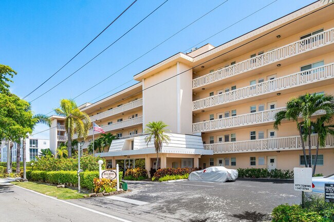 Photo - 750 NE Spanish River Blvd Unidad 410