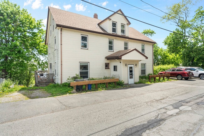 Building Photo - 12 Folger Ave Unit 3 Rental