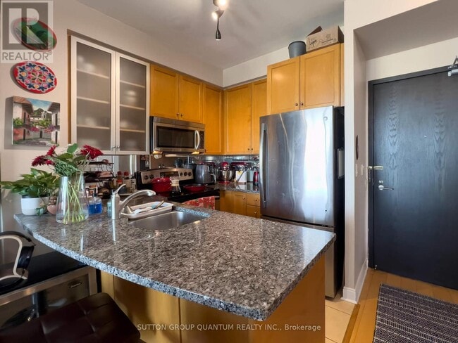 Photo - 18 Yorkville Ave Unité 2008