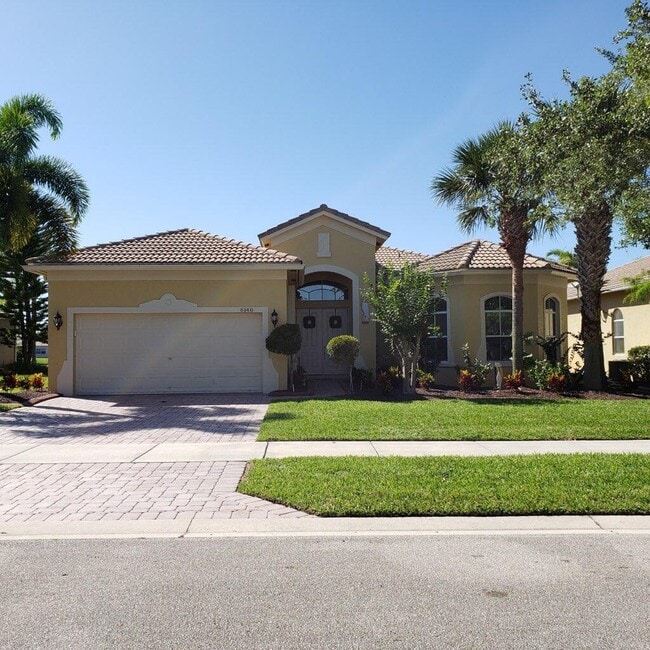 Building Photo - 6140 Santa Margarito Dr Rental