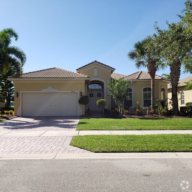 Building Photo - 6140 Santa Margarito Dr Rental