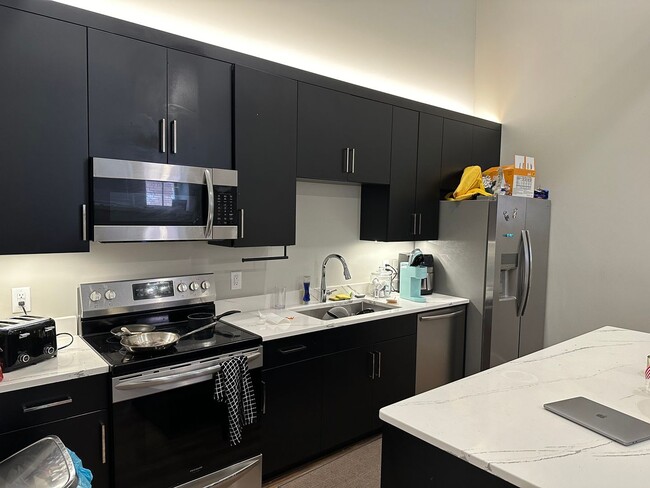 Photo - Centre Flat Unit 2