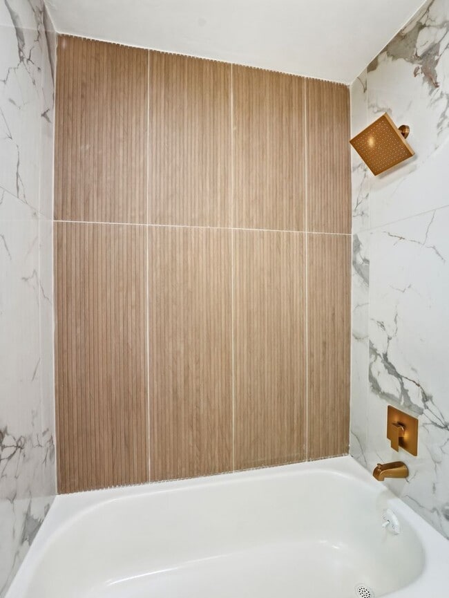 Photo - Fully Renovated Rental with Designer Kitchen, Modern Bath & Bonus Spaces – Stratford, NJ