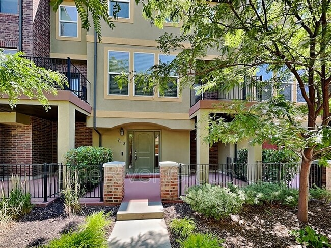 Building Photo - 713 Kirkbride Ave Rental