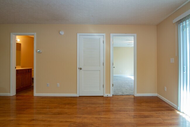 BlackBranch Apartments