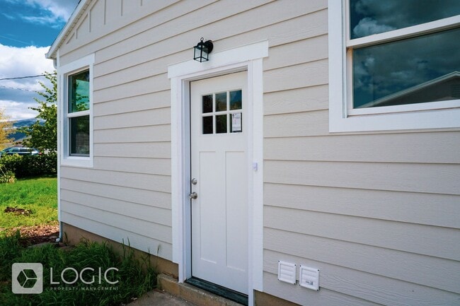 Photo - 171 E 3000 S