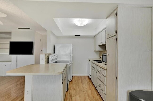 Photo - 650 Pinellas Point Dr S Unit #205