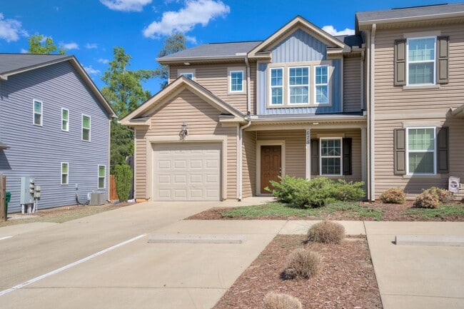 Photo - 3 Bedroom 2.5 Bath Townhouse