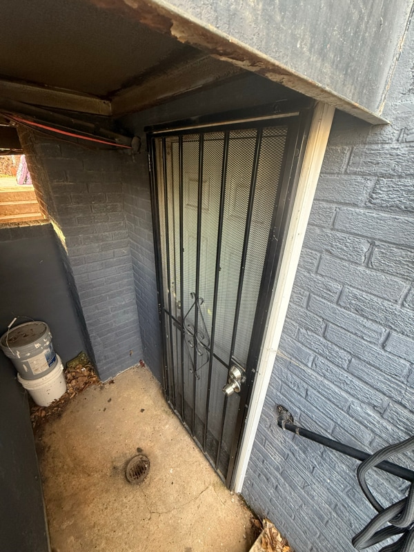1215 Savannah St SE Unidad BASEMENT