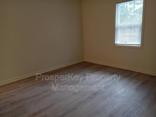 Photo - 9 Hidden Valley Ct