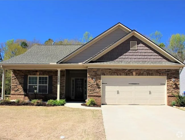 Building Photo - 1039 Drakes Crossing Rental