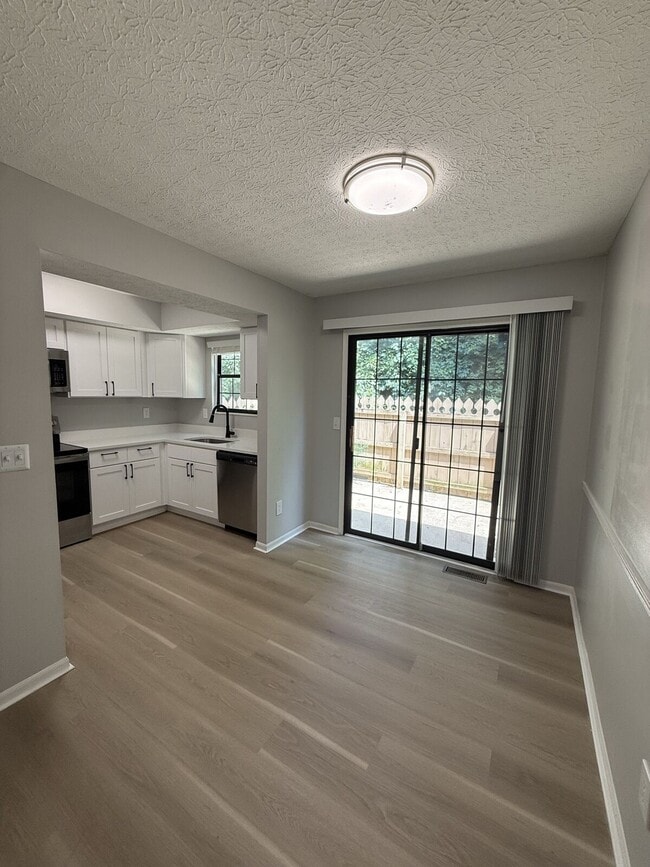 Photo - 146 Blakeford Dr