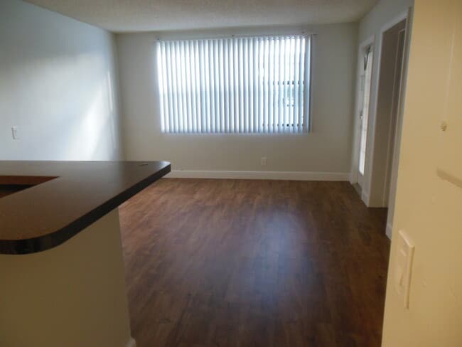 Photo - ONE BEDROOM ONE BATHROOM!! WATERFRONT COMMUNITY! Unit 110