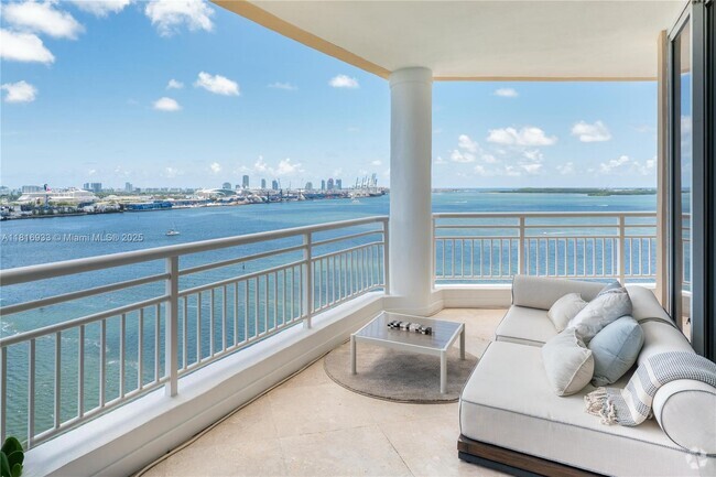 Building Photo - 848 Brickell Key Dr Unit 1601 Rental