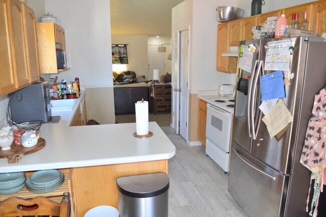 Photo - 1429 N 550 W St