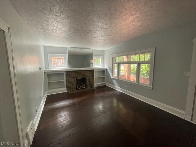 Photo - 3529 W 100th St Unit up