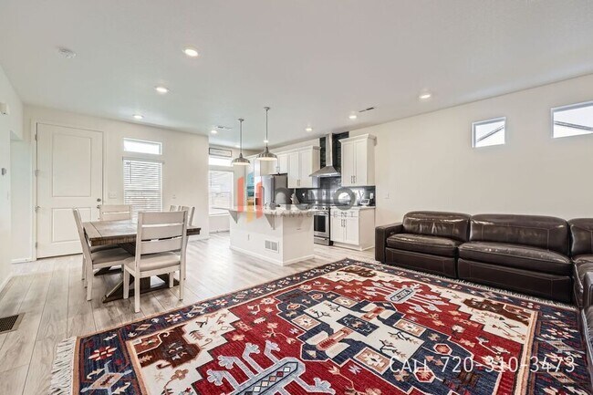 Photo - 10196 Worchester St